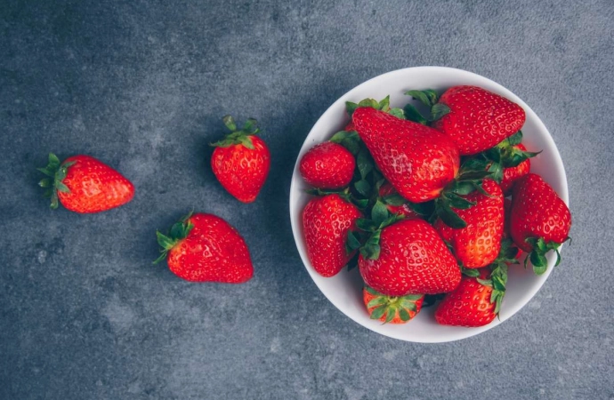 Czy można schudnąć jedząc truskawki?